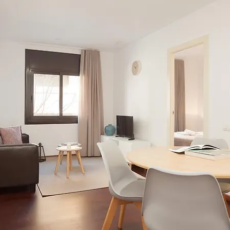 Click&flat Europa Fira Apartment