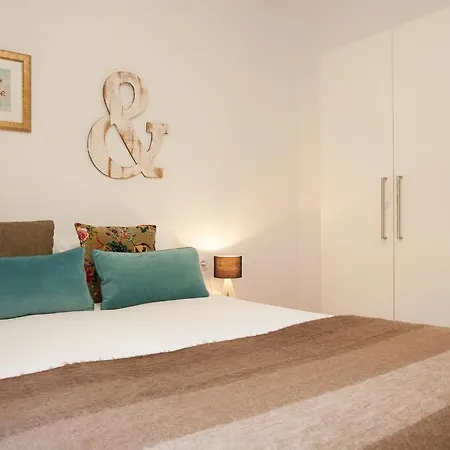 Click&flat Europa Fira Apartamento *